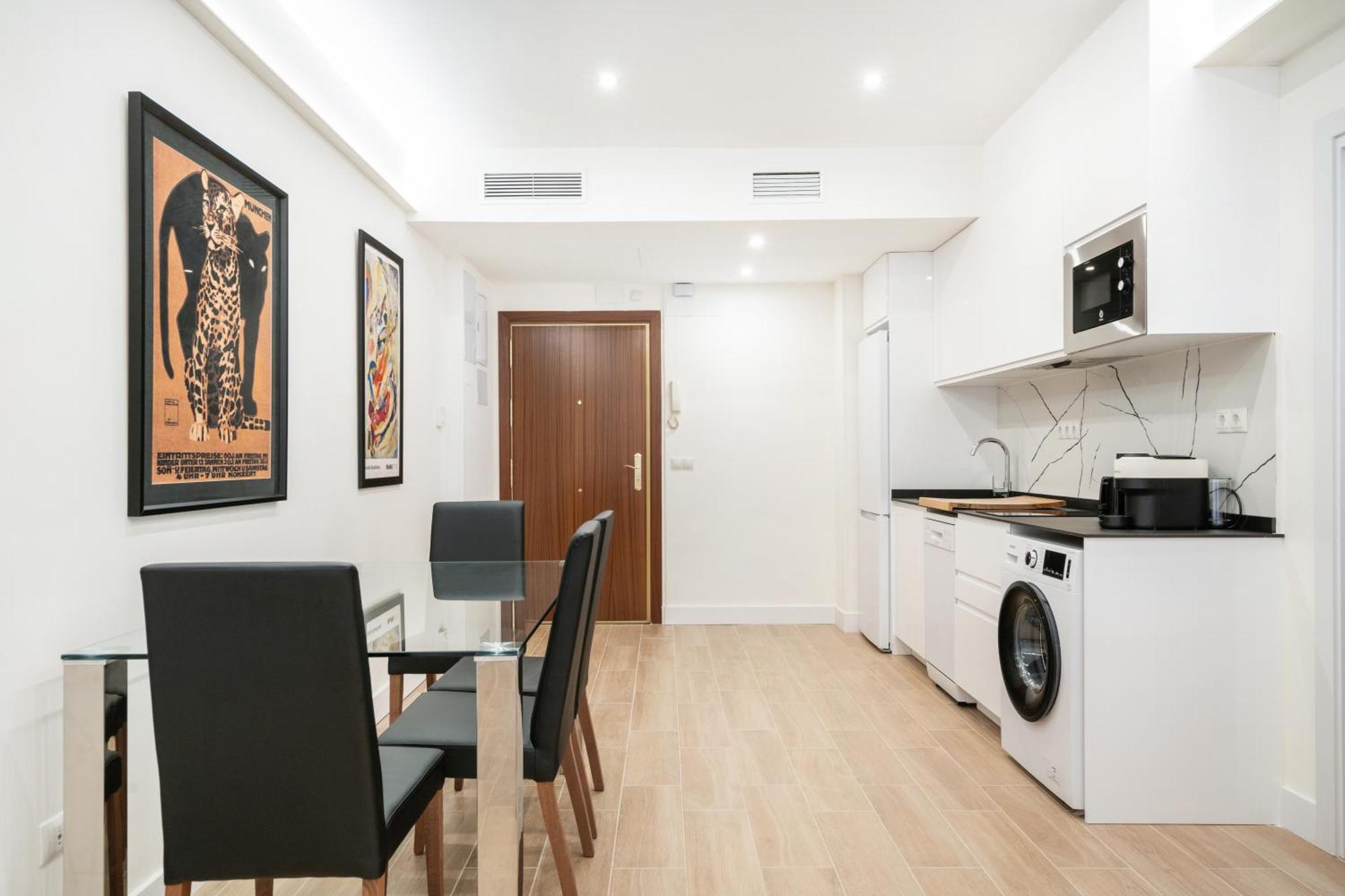 Apartamento Unico En Gran Via Apartment Madrid Exterior photo